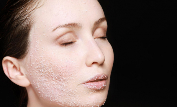 Peeling: Die besten Tipps zur Gesichtsbehandlung