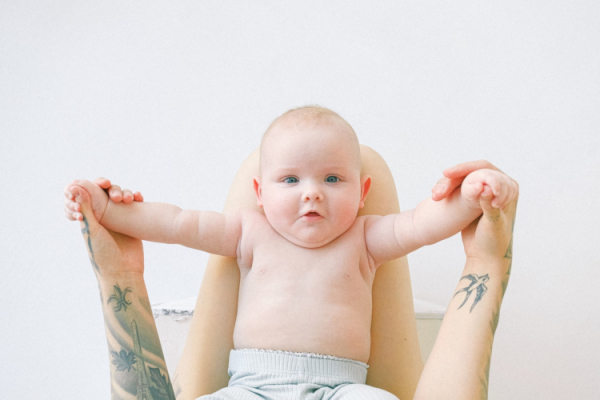 Top 5 sposobów na uspokojenie high need baby