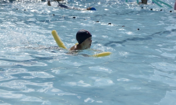szkoła pływania dla dzieci