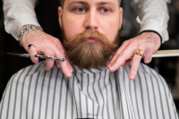 Grzebień do brody - Kluczowy element w pielęgnacji męskiego zarostu